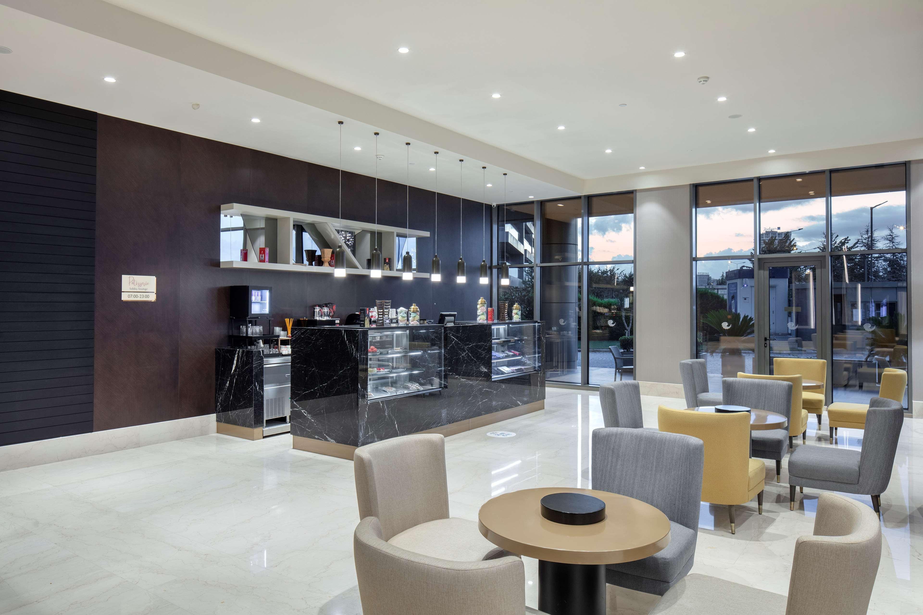 Hotel Hilton Istanbul Bakirkoy Zewnętrze zdjęcie Lobby